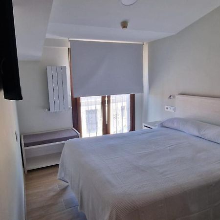 Hotel La Quinta Cue Luaran gambar