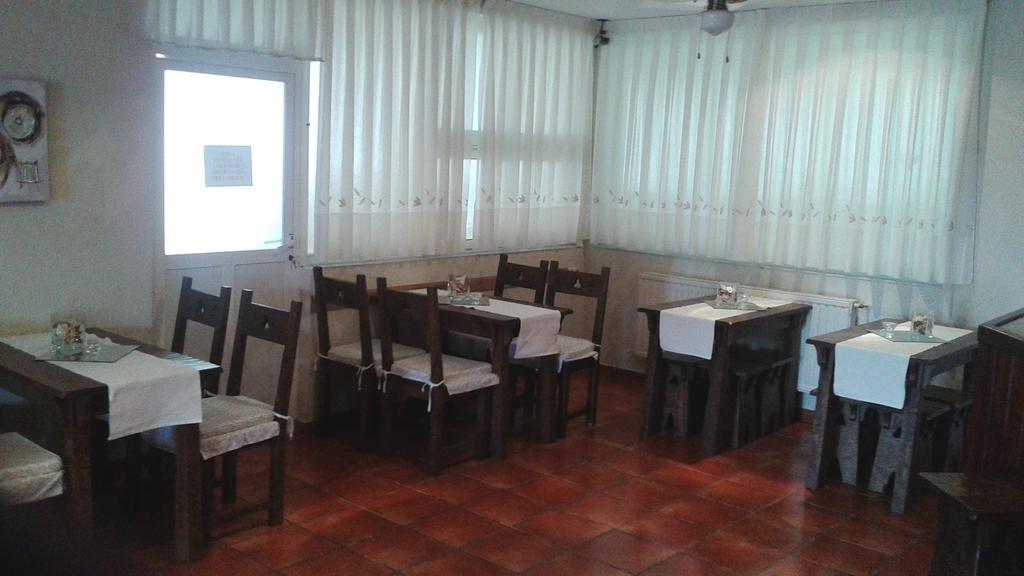 Hotel La Quinta Cue Luaran gambar